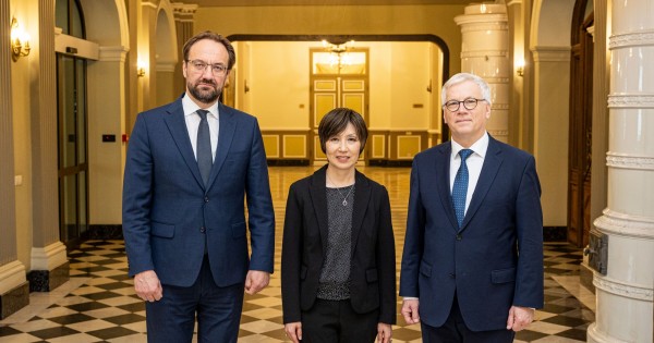 TVF: Lietuvos ekonomika demonstruoja atsparumą, tačiau būtini strateginiai sprendimai siekiant