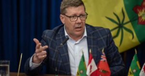 Saskatchewan premjeras Scottas Moe ruošiasi kelionei į Kiniją
