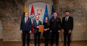 KAM pasirašytas susitarimas dėl bendradarbiavimo su Ekonomikos ir inovacijų ministerija,