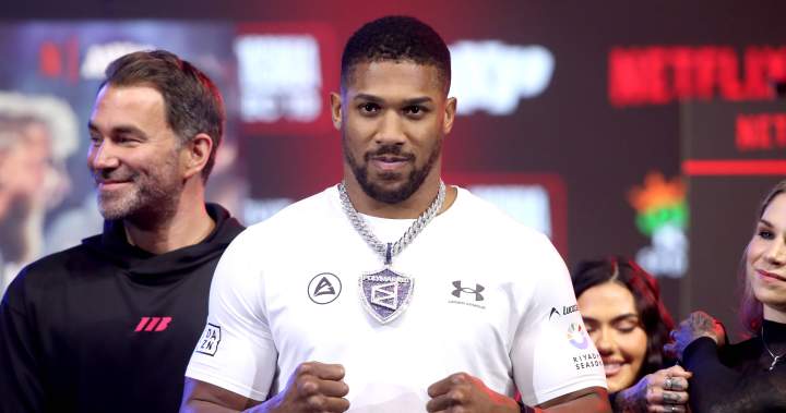 Anthony Joshua vairuotojas apkaltintas dėl Nigerijos automobilio avarijos, per kurią